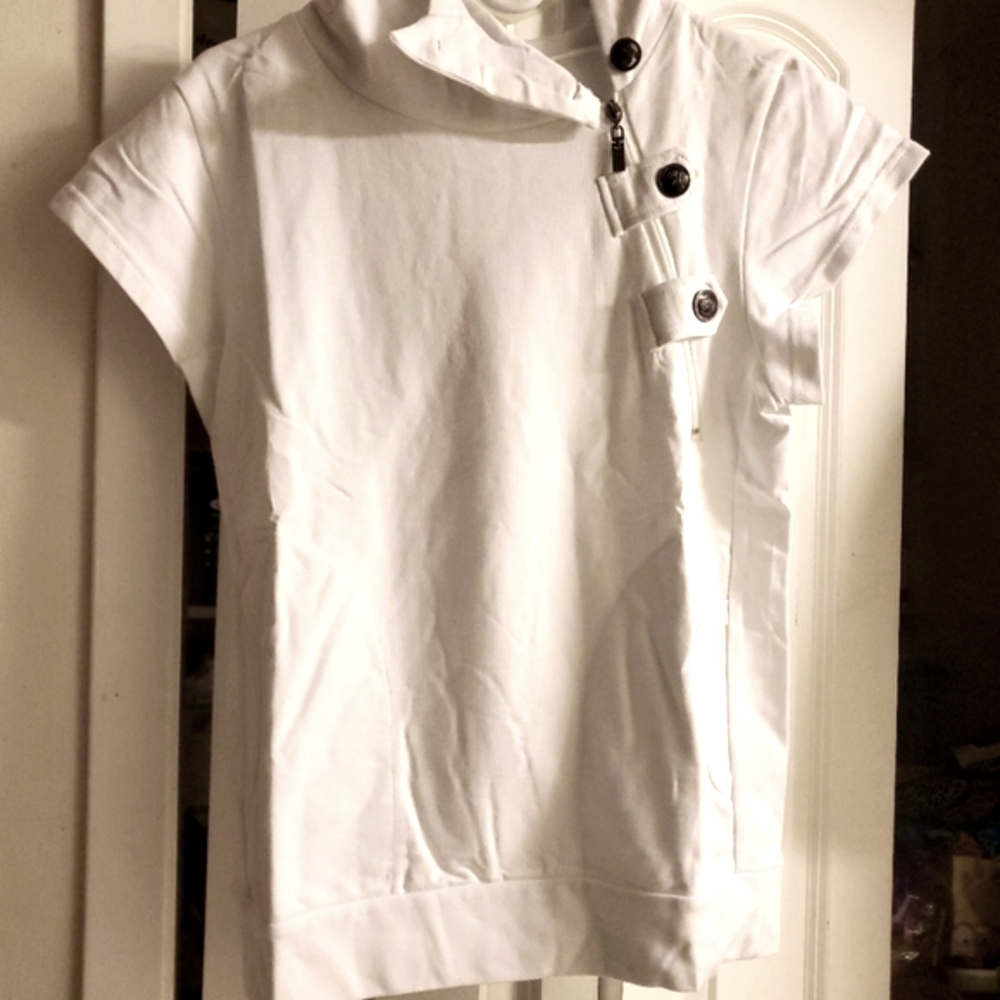 White ThELEES Hoodies T-Shirt